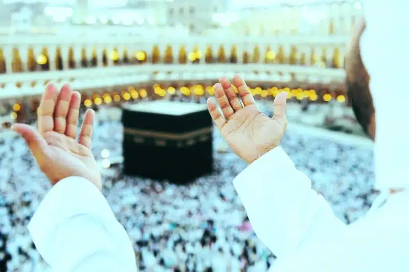 umrah and hajj difference